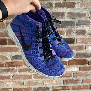 Nike Flyknit ankle high multicolored shoes in US 8.5